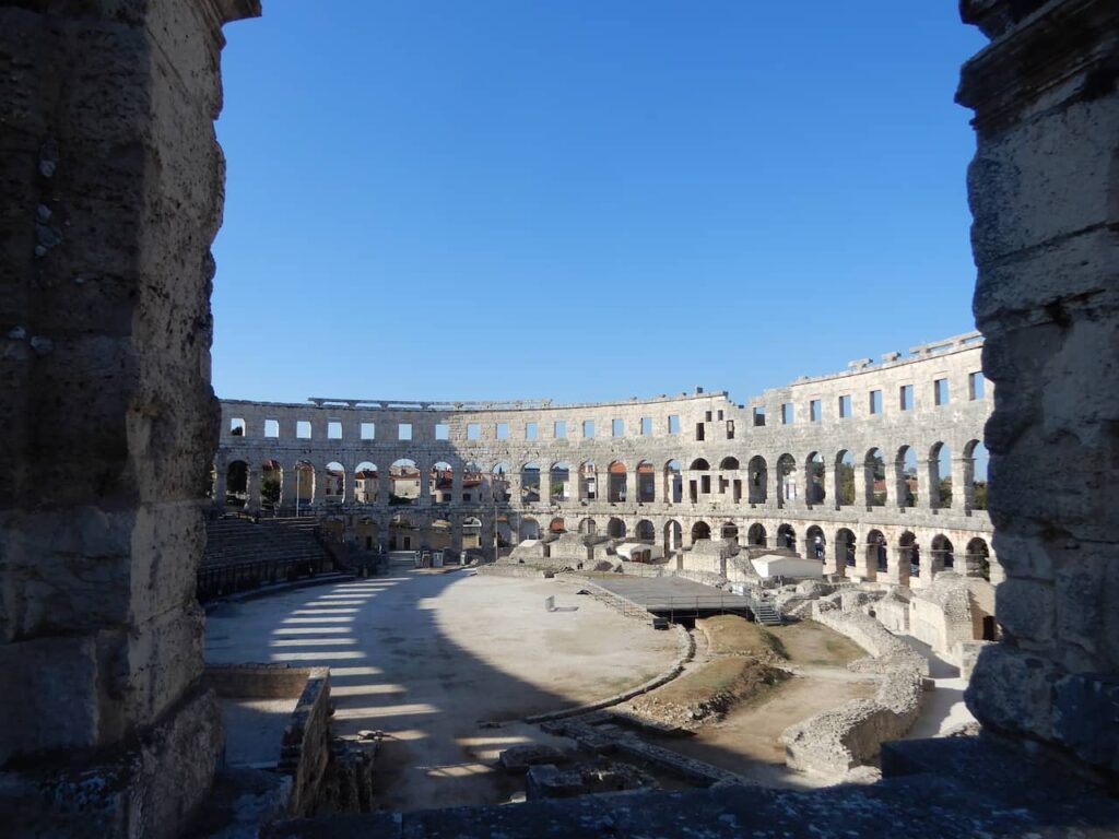 Arena de Pula