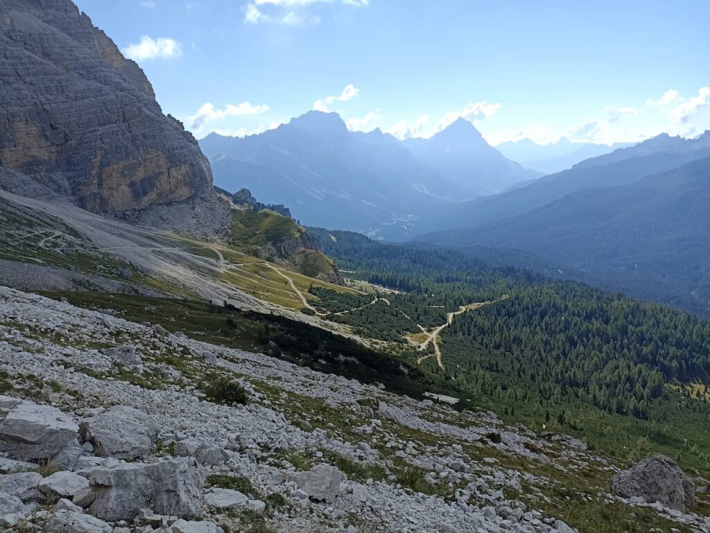 Alta via 1 trail to Col dei Bos