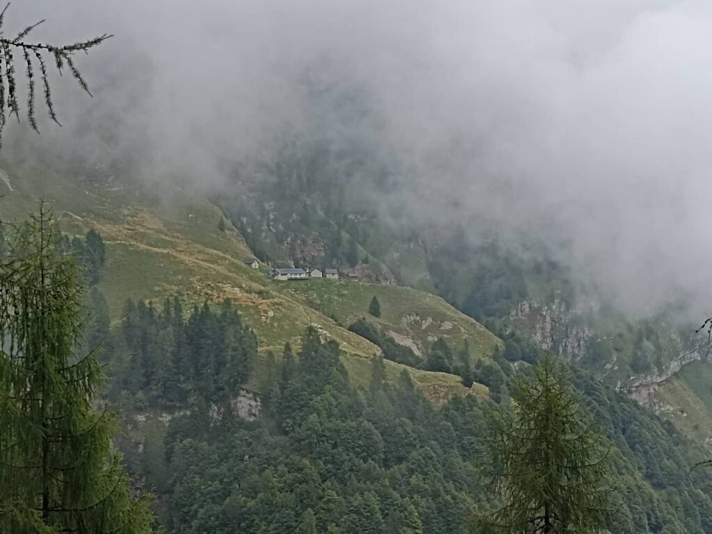 View of the Pian de Fontana shelter