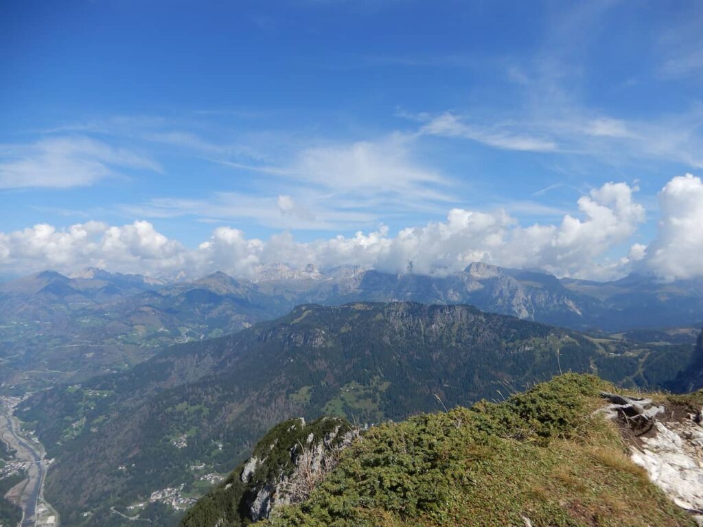 Panorama of Alta via 1