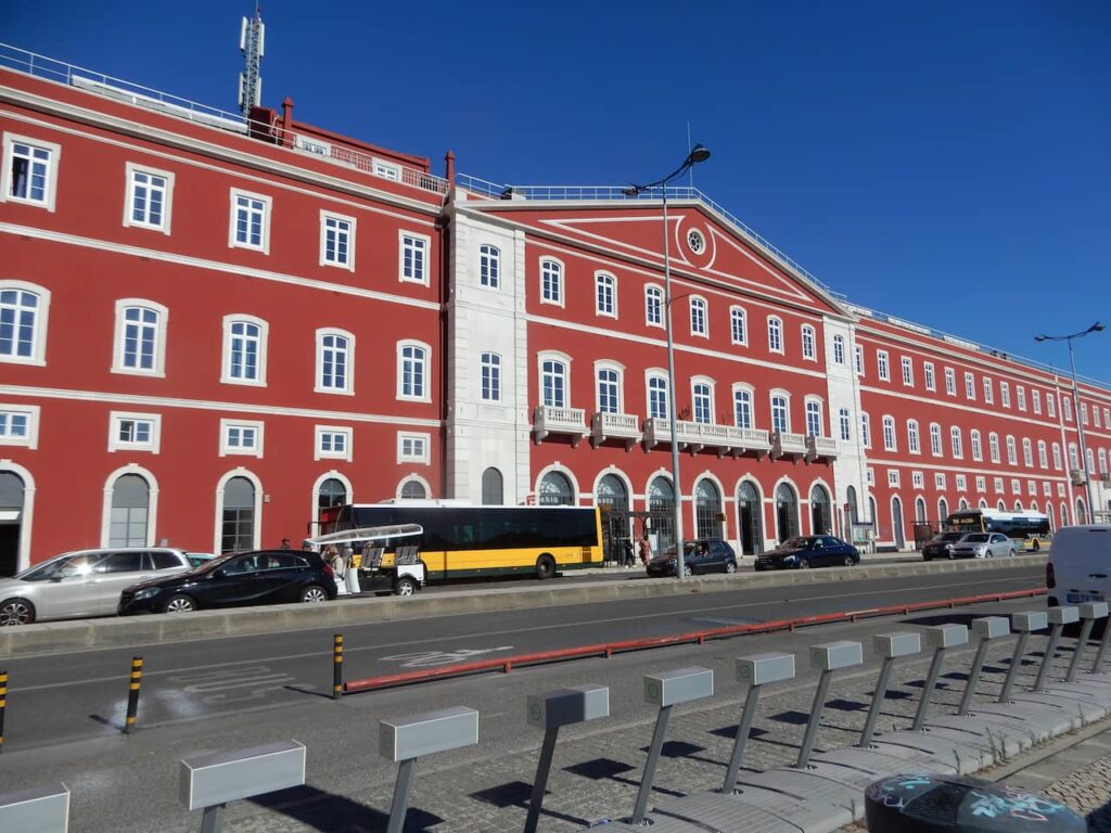 Santa Apolonia Station - Lisbon