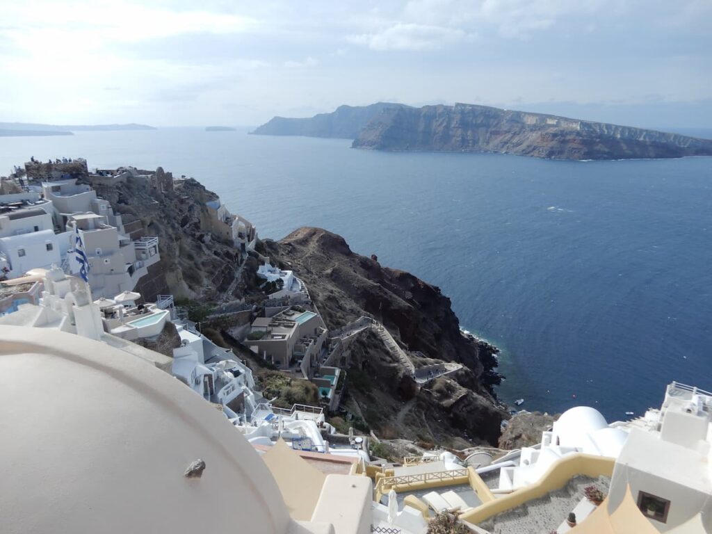 Aegean Sea seen from the cliff of Oia - Santorini