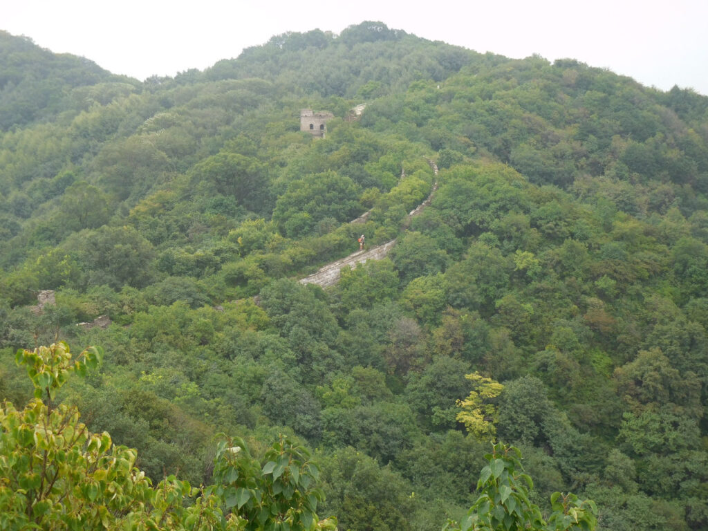 Visão das Ruínas da muralha da China - 7 maravilha do mundo