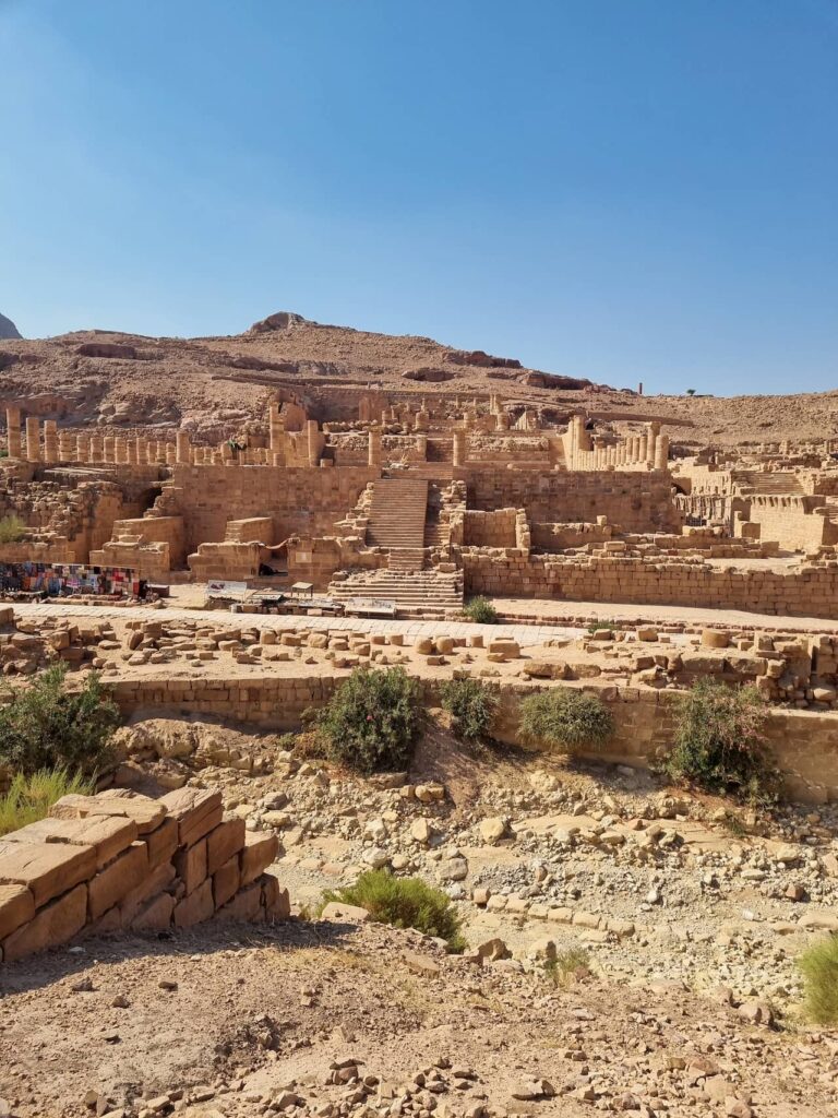 Visão geral do Grande Templo - Petra