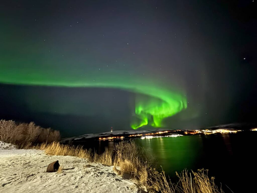 auroral boreal em cima do lago