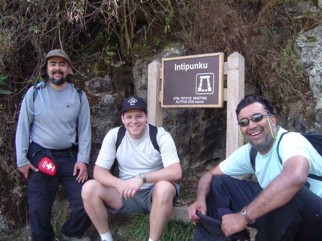 Eu, Raul e Ranji em Intipuku ( a porta do sol)