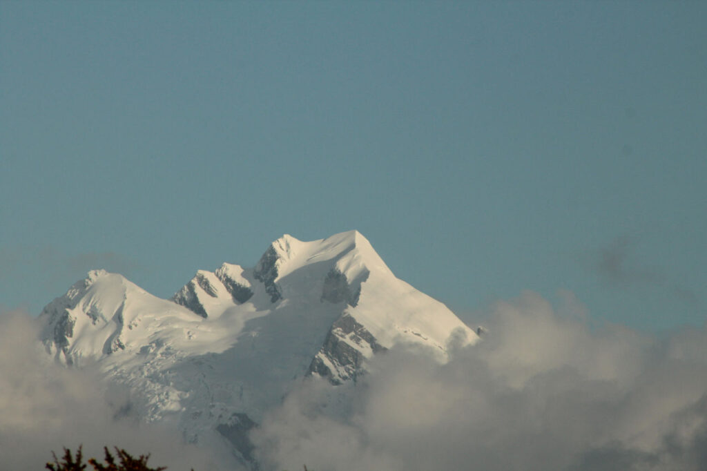 Mont cook view from Gillespies beach