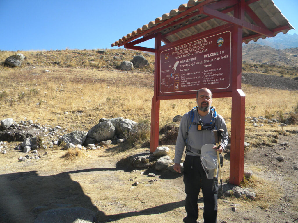 Inicio da trilha para a laguna Churup - Cordilheira Blanca