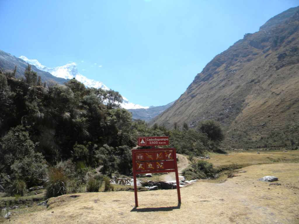 Start of the trail to Pisco - Cebollapampa