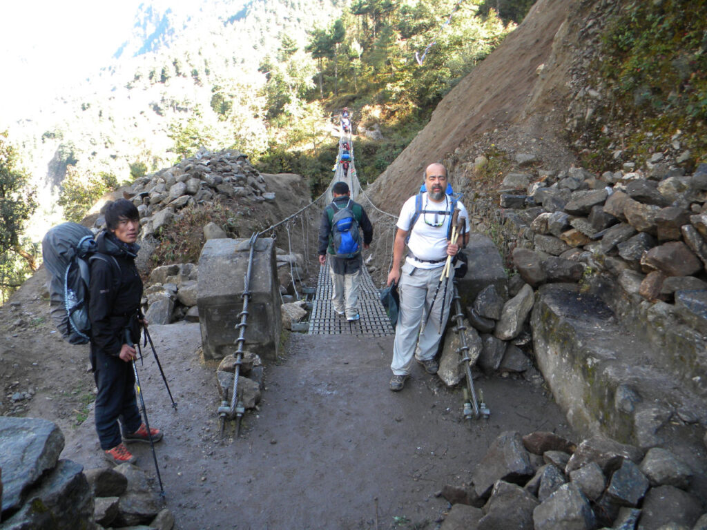 Trilha para o acampamento Base do Everest