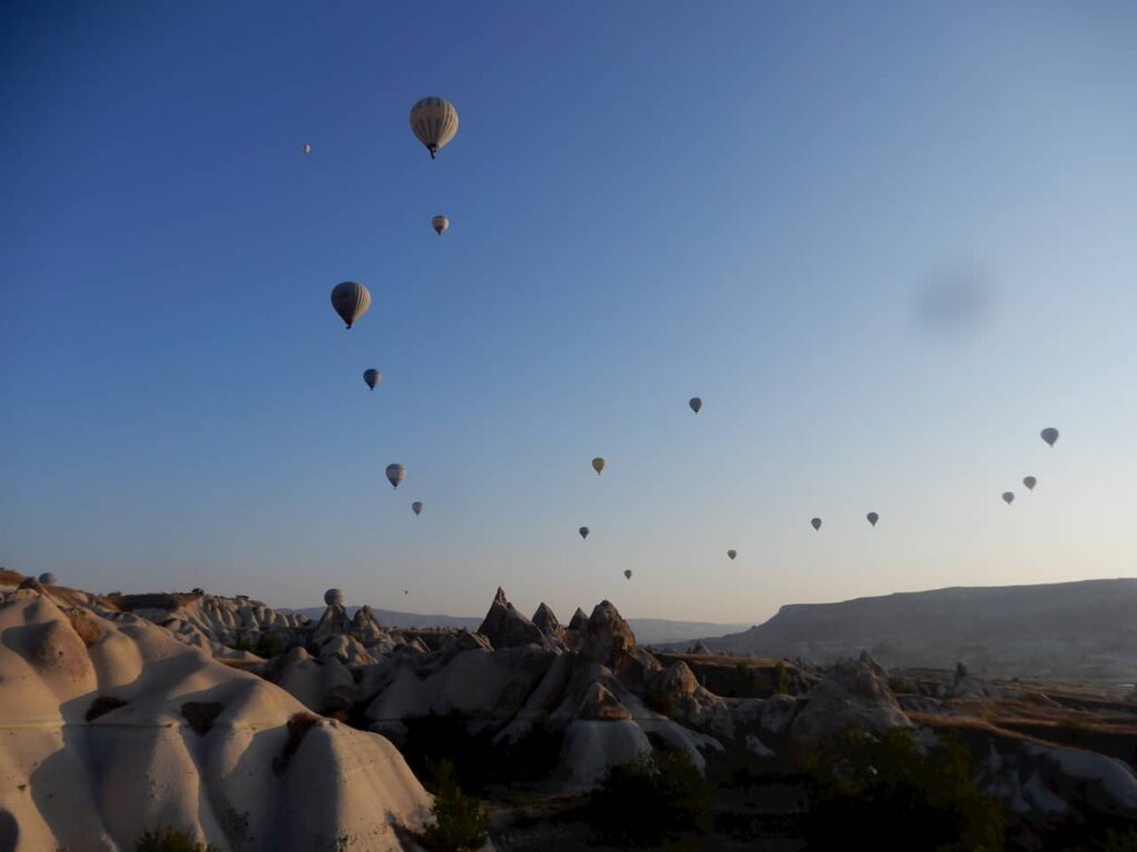 Sunrise in love valley