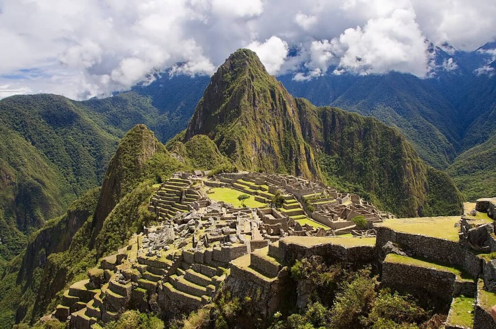 Machu Picchu Ruins in the Peruvian Jungle - Must-See Places