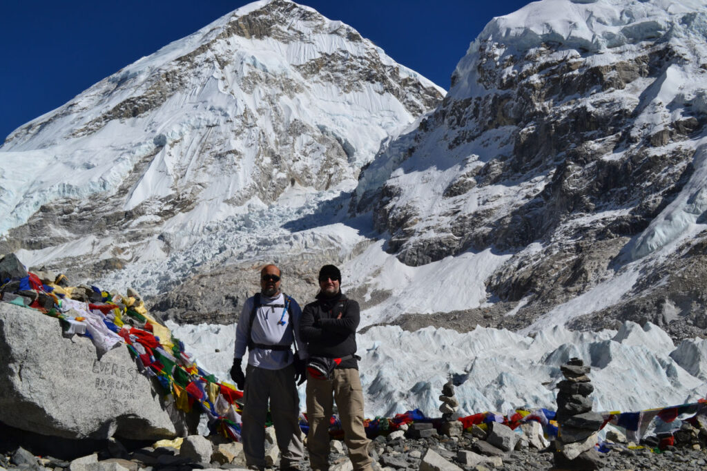 Eu e Jorge no acampamento base do Everest