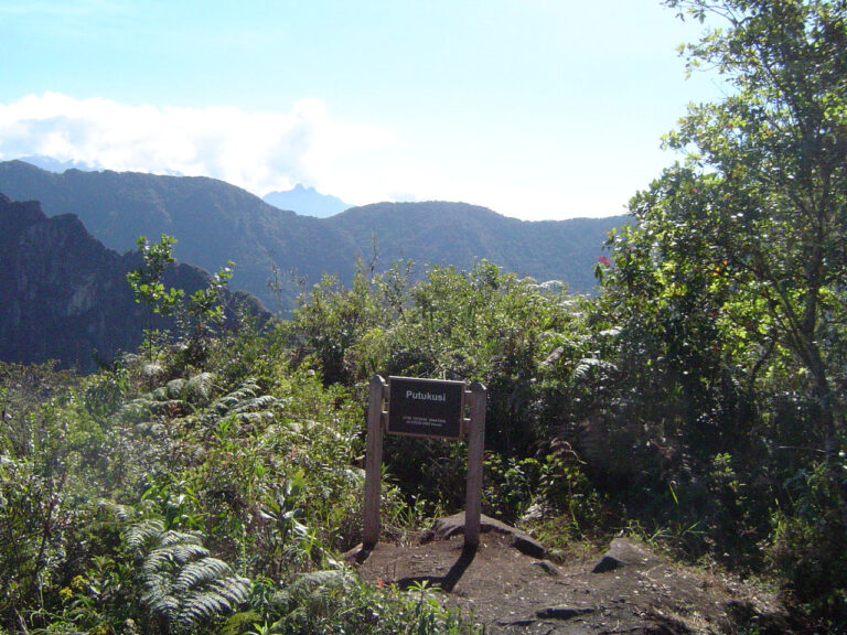 Putukusi Mountain