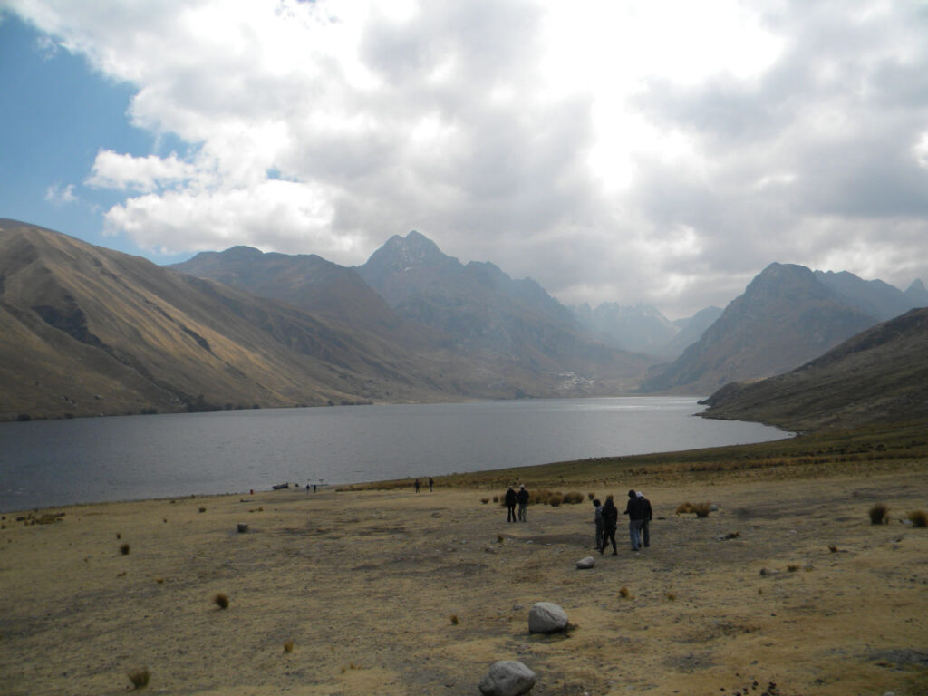 Lake Querococha