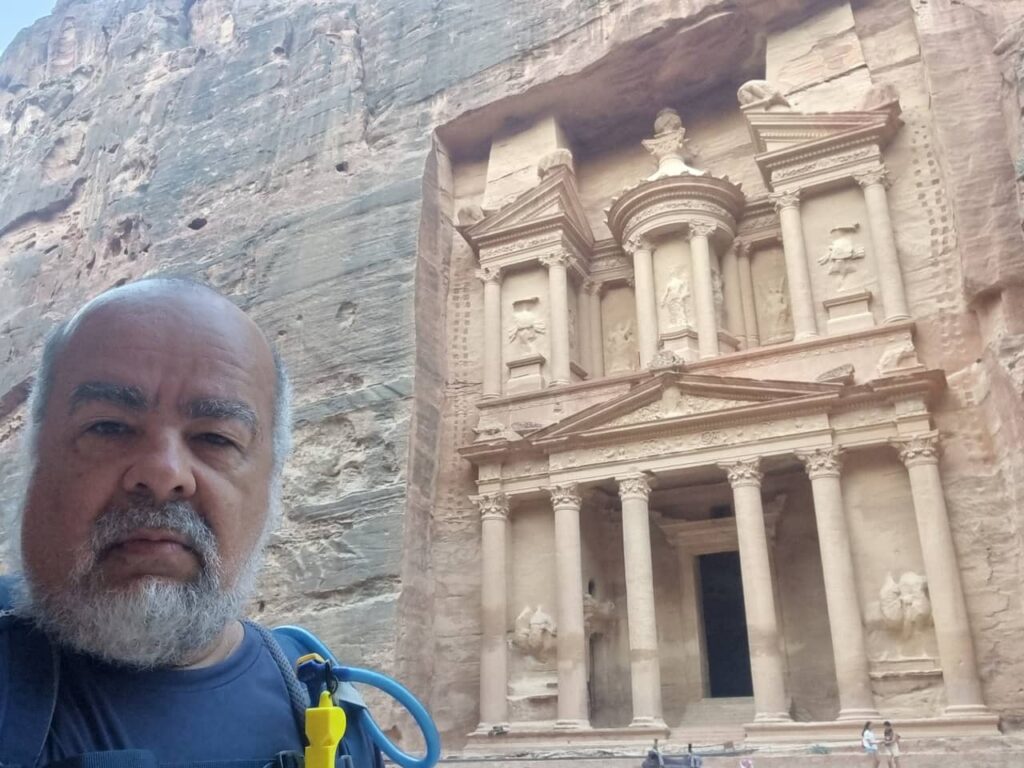 Eu no The treasury - Petra