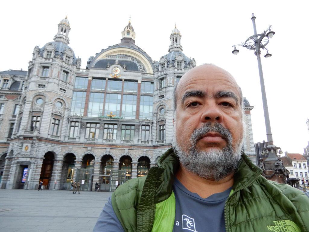 Antwerp train station