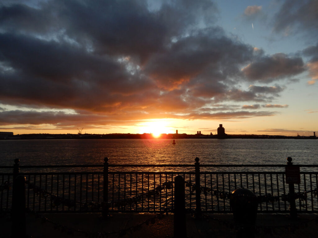 Pôr do sol do Royal Albert Dock