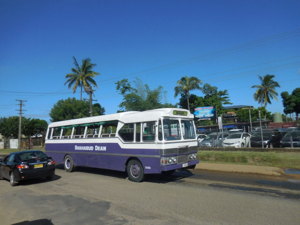 Onibus público da cidade de Nadi