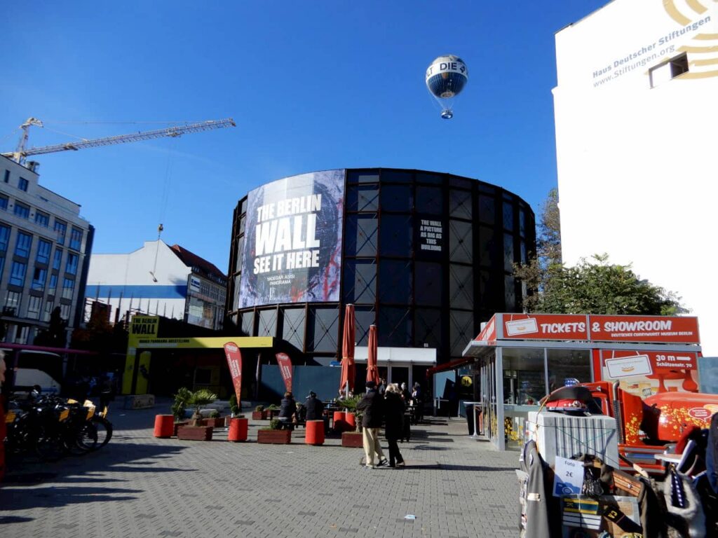 Berlin Wall Photo Museum