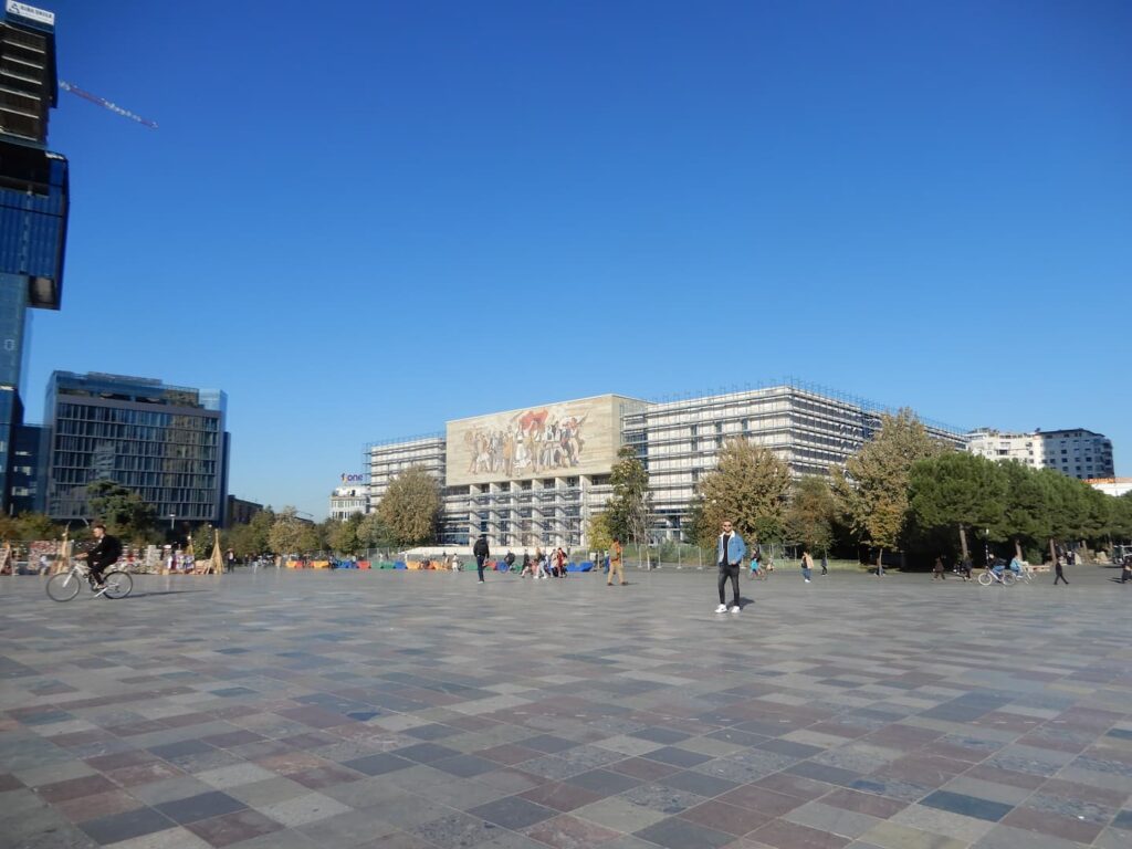 skanderbeg-square