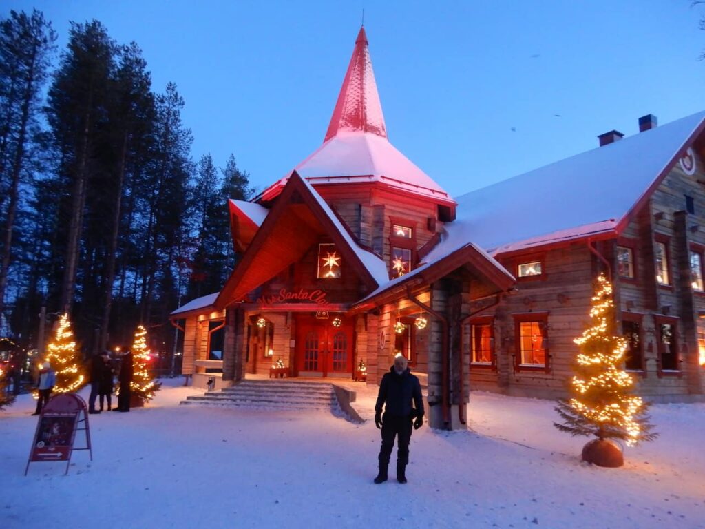 Cafe Santa Claus