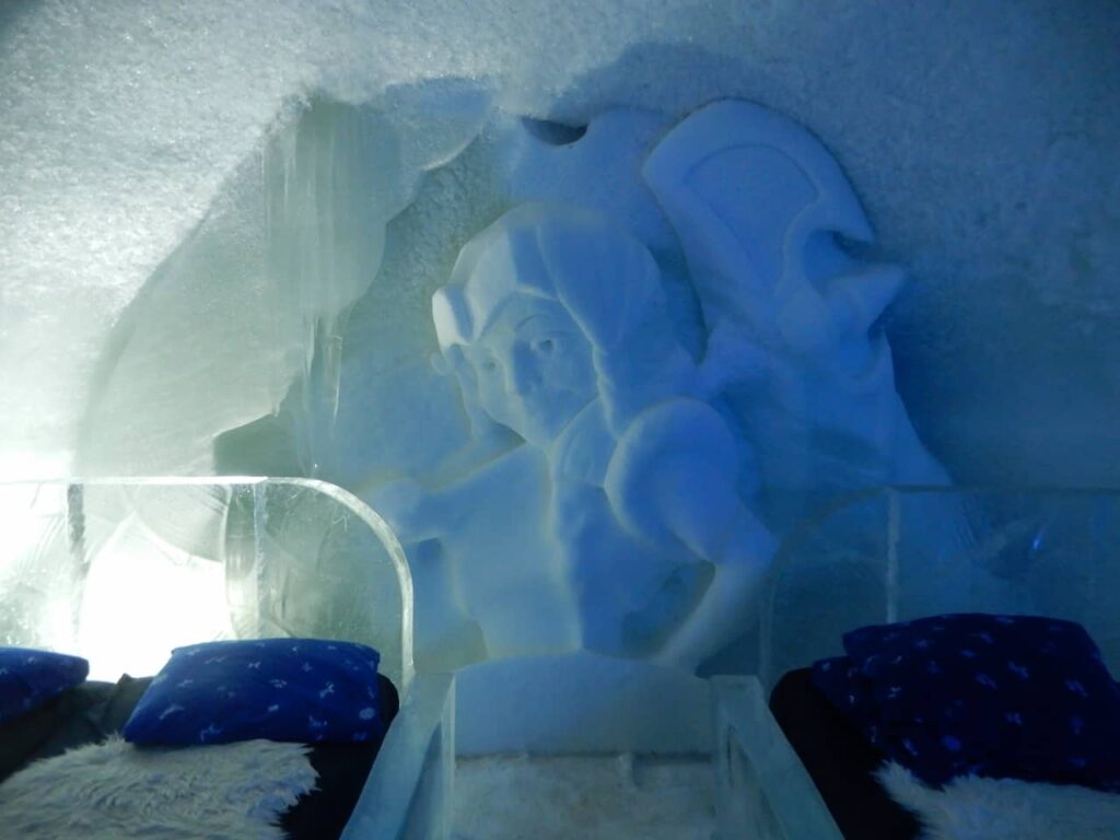Ice statues