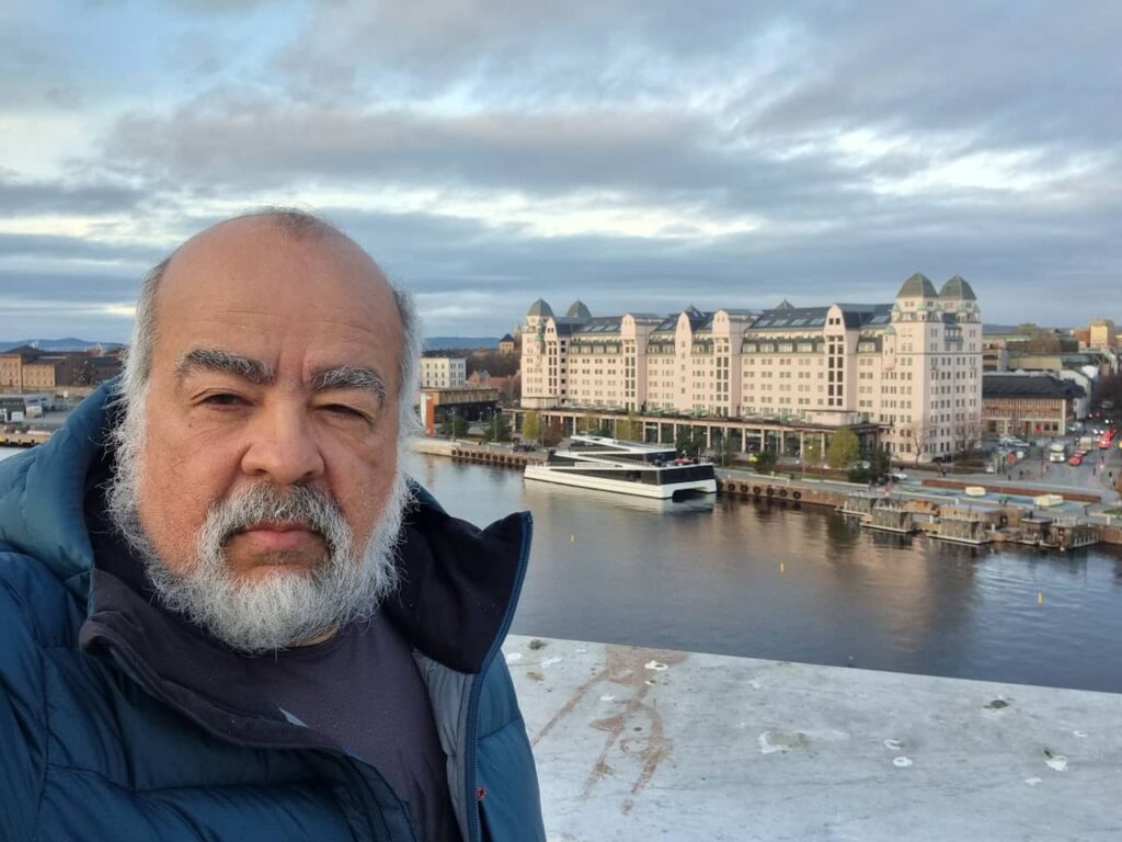 Vista do telhado da opera de oslo