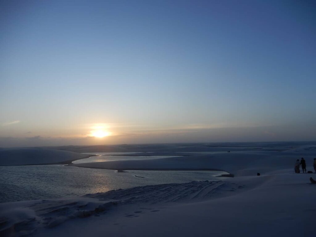 Por do sol na lagoa emendada
